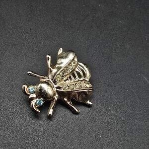 Gold Tone Fly Bug Brooch Blue Rhinestone Eyes Vintage Insect Jewelry